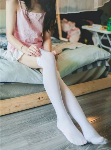老人船上弄雨婷h文_BD英语电影在线观看