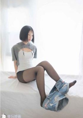 厨房将她双腿分得更开灌满浆_1080高清完整版播放