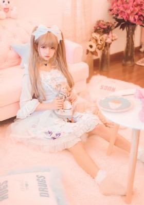 美女脱内衣在线观看_BD韩语全集在线观看