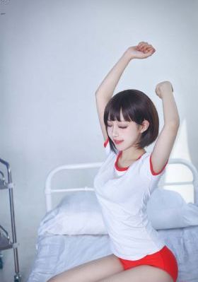 男子进大学女浴室偷拍被抓_BD英语高清视频观看